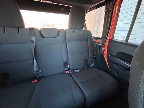 Used 2019 Jeep Wrangler Unlimited Sport S image 16
