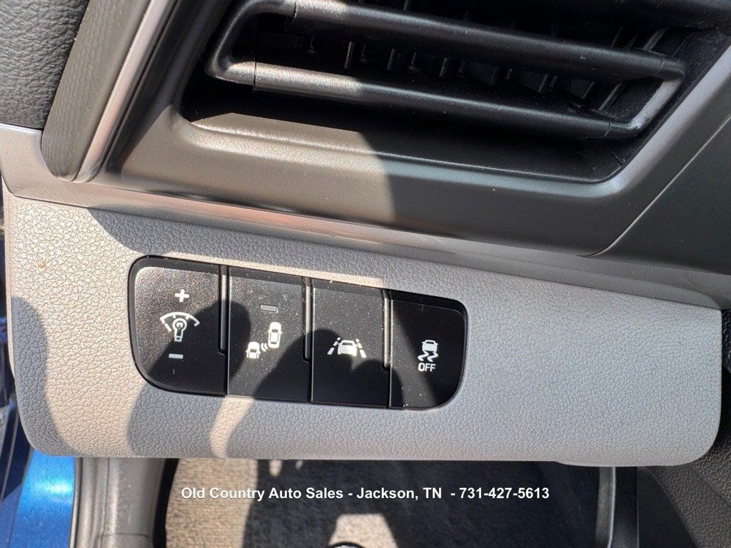 Used 2019 Hyundai Elantra SEL FWD image 20