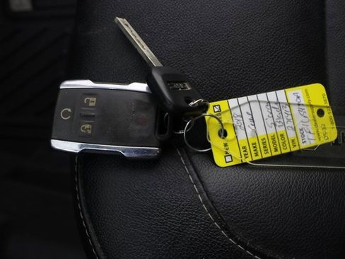 Used 2018 GMC Sierra 3500 SLT w/ Duramax Plus Package image 7