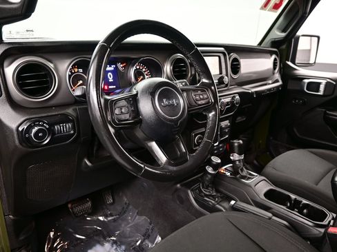 Used 2021 Jeep Wrangler Unlimited Sport AWD/4WD image 11