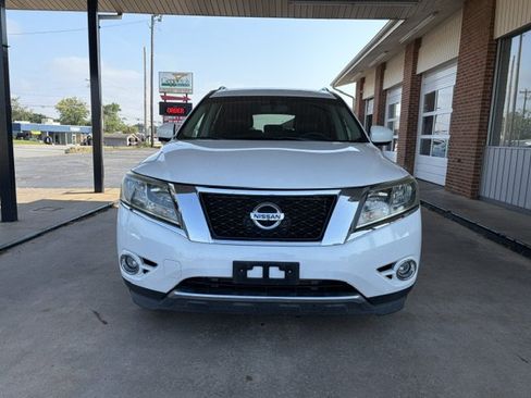 Used 2014 Nissan Pathfinder Platinum w/ Platinum Premium Package AWD/4WD image 2