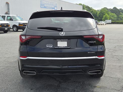 Used 2025 Acura MDX SH-AWD w/ Advance Package image 10
