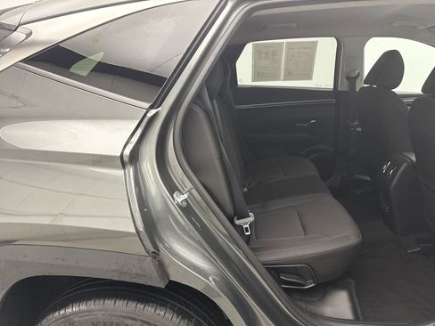 Used 2022 Hyundai Tucson SEL image 17