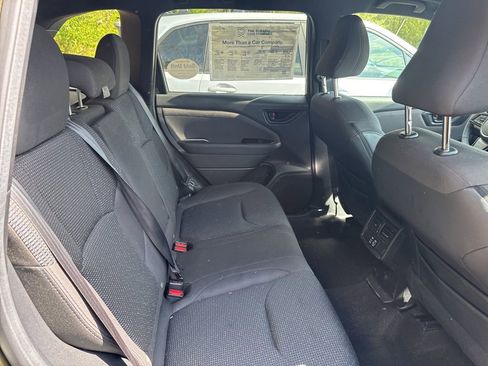 Used 2026 Subaru Forester Premium image 9