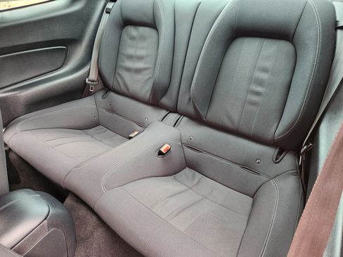 Used 2019 Ford Mustang Coupe RWD image 29