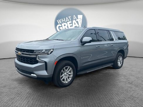 Used 2024 Chevrolet Suburban LS RWD image 8