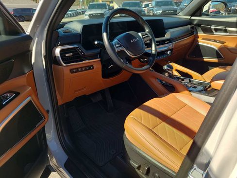 Used 2025 Kia Telluride EX X-Pro image 10