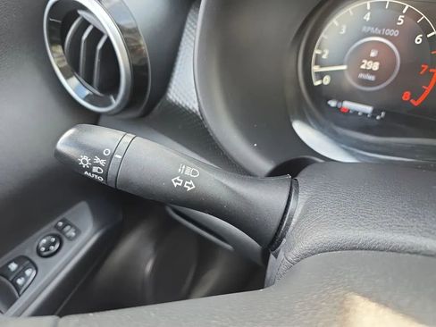 Used 2024 Nissan Kicks SV image 20