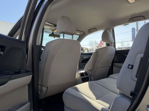 Used 2018 Honda Pilot LX image 26