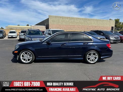 Used 2014 Mercedes-Benz C 250 Sport image 2