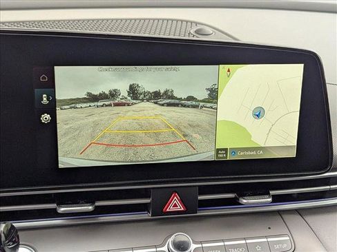 New 2025 Hyundai Elantra SEL image 12