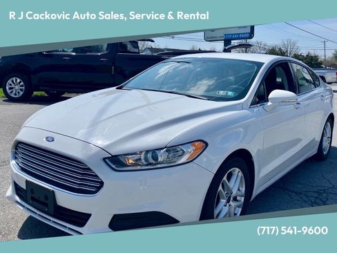 Used 2016 Ford Fusion SE image 1