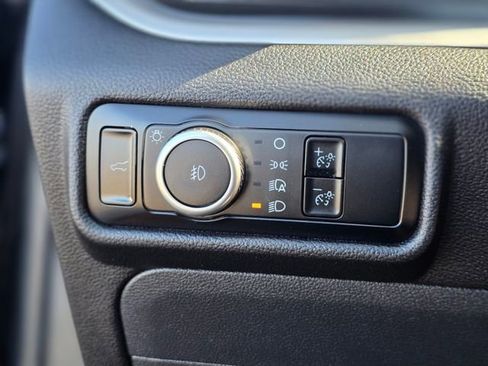 Used 2024 Ford Explorer XLT w/ Equipment Group 202A image 42