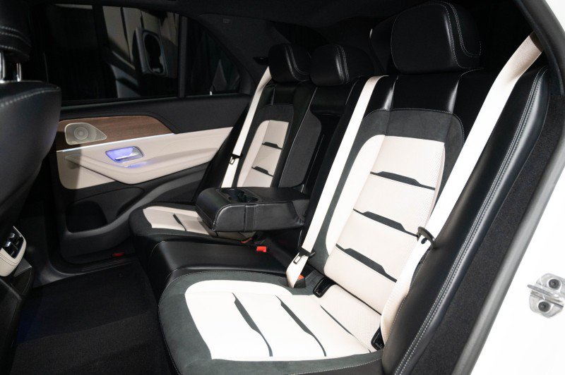 New 2026 Mercedes-Benz GLE 53 AMG 4MATIC image 13