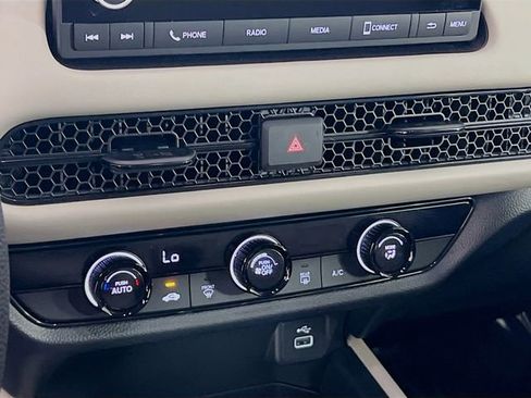 Certified 2025 Honda HR-V LX image 14