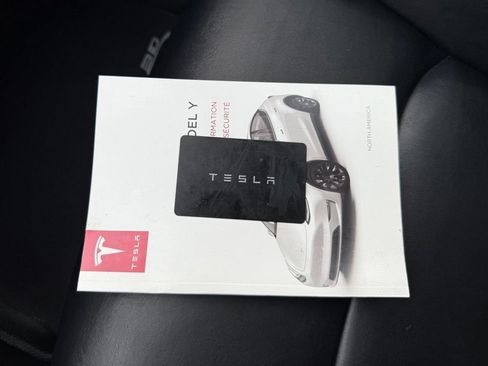 Used 2020 Tesla Model Y Performance AWD/4WD image 31