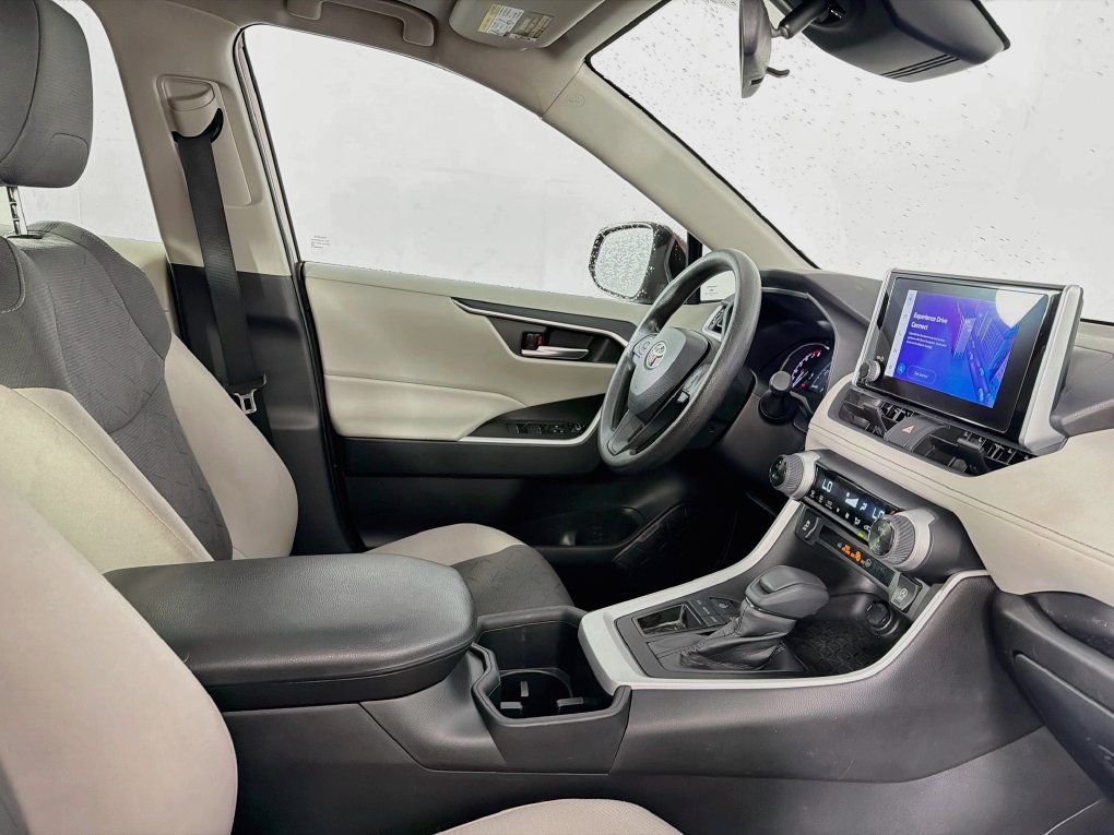 Used 2023 Toyota RAV4 XLE w/ Convenience Package FWD image 35
