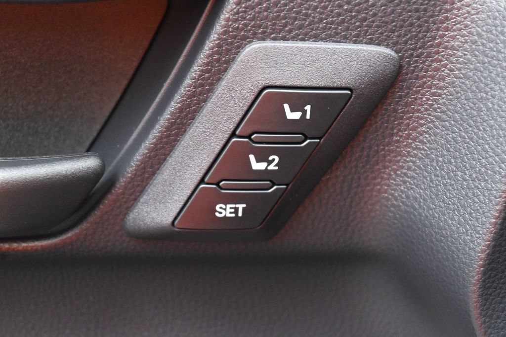 Certified 2026 Toyota 4Runner TRD Off-Road Premium AWD/4WD image 14