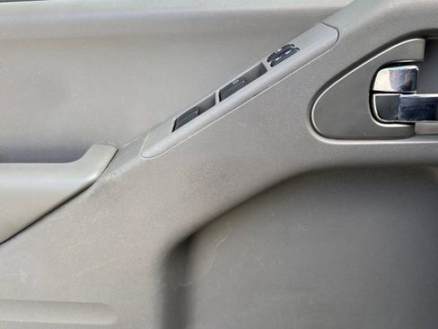 Used 2019 Nissan Frontier SV w/ Value Truck Package image 10