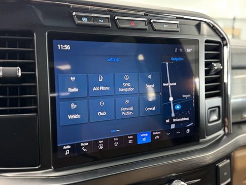 Used 2024 Ford F350 Lariat w/ Chrome Package image 29