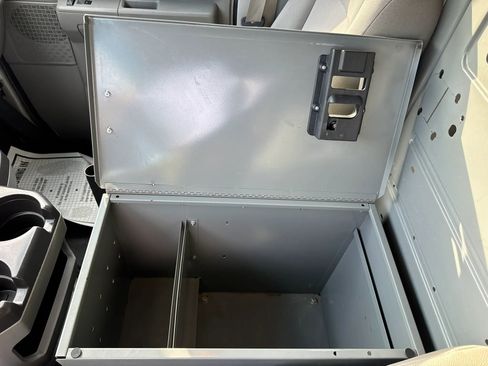 Used 2013 Ford E-250 and Econoline 250 w/ PWR Group RWD image 16