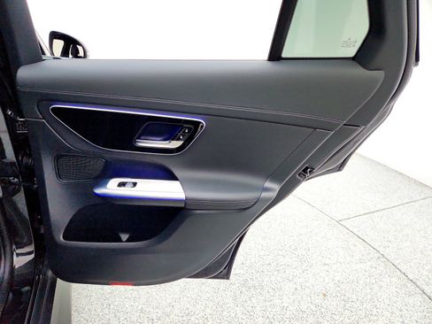 Certified 2025 Mercedes-Benz GLC 300 4MATIC w/ AMG Line image 28