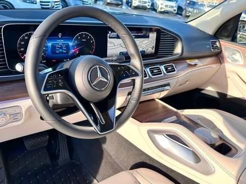 Certified 2026 Mercedes-Benz GLE 350 4MATIC image 11