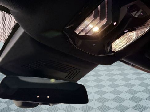 Used 2025 BMW iX M60 image 17