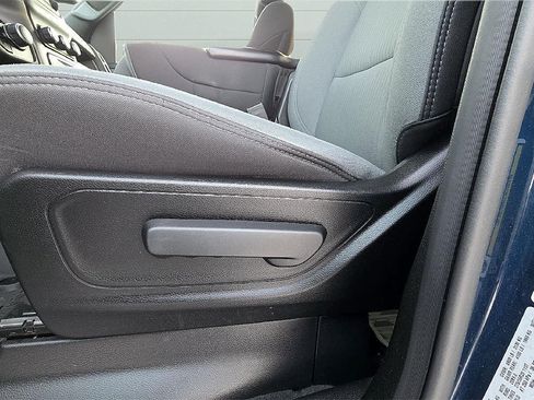 Used 2022 RAM 1500 Big Horn AWD/4WD image 22