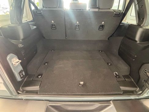 Certified 2025 Jeep Wrangler Unlimited Sahara AWD/4WD image 13