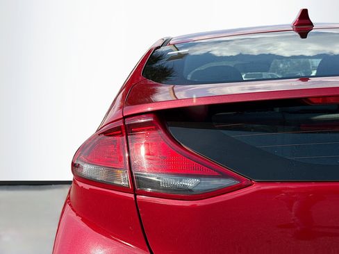 Used 2020 Hyundai Ioniq Blue image 10