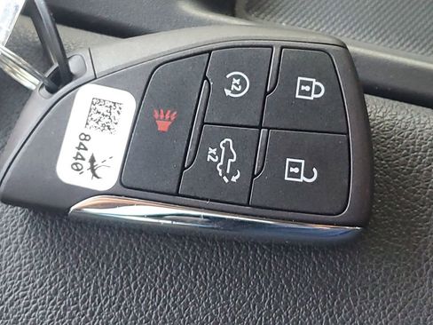 Used 2023 GMC Sierra 1500 Elevation image 39