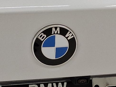 New 2026 BMW 330i Sedan w/ Convenience Package image 32