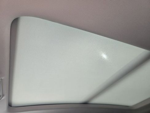 New 2026 Volkswagen Tiguan SE image 18