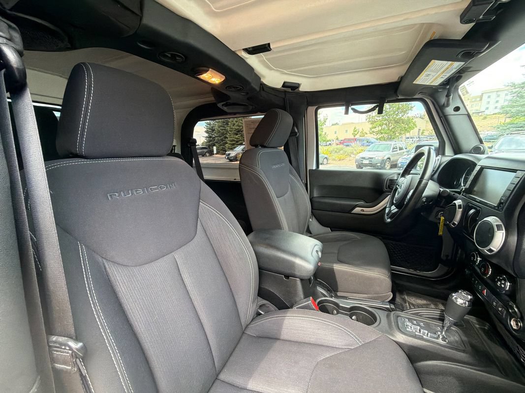 Used 2013 Jeep Wrangler Rubicon w/ PWR Convenience Group AWD/4WD image 9