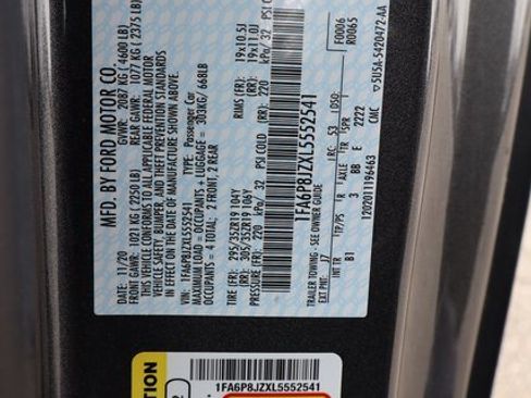 Used 2020 Ford Mustang Shelby GT350 w/ Technology Package image 38