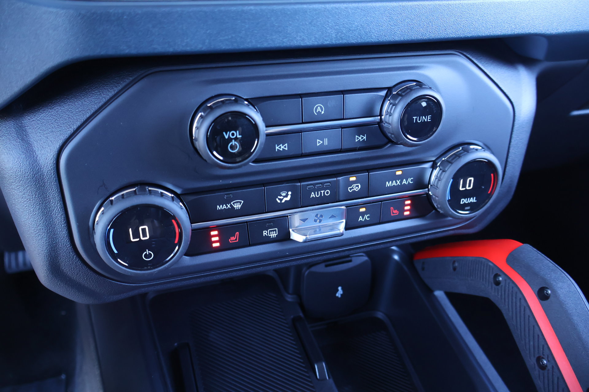 New 2026 Ford Bronco Heritage Edition AWD/4WD image 9