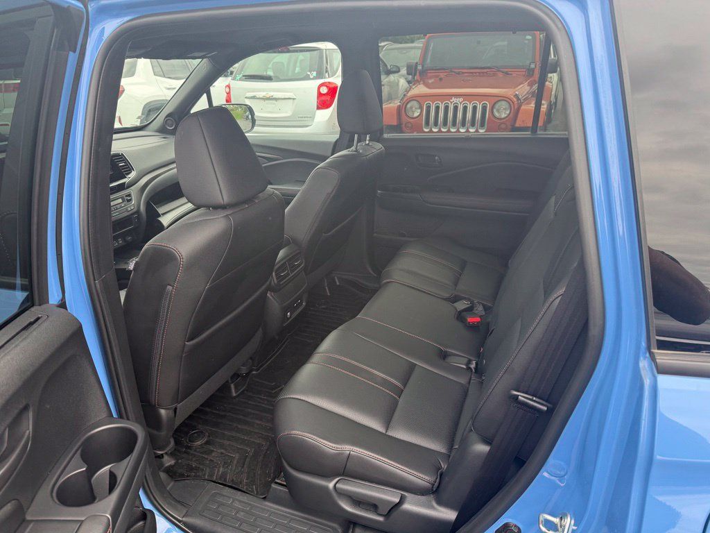 Used 2024 Honda Passport TrailSport image 6