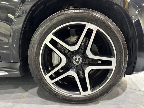 Used 2018 Mercedes-Benz GLS 550 4MATIC image 28