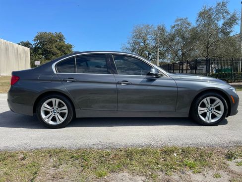 Used 2017 BMW 330i Sedan image 10