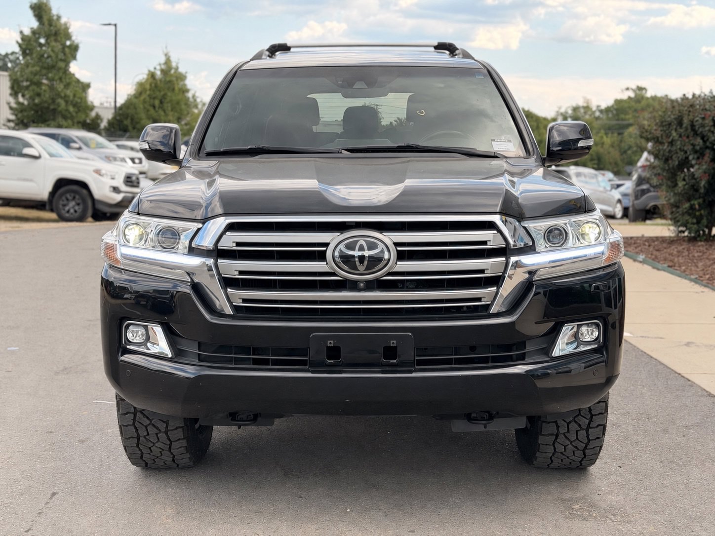 Used 2020 Toyota Land Cruiser AWD/4WD image 2
