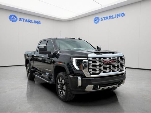 Used 2024 GMC Sierra 2500 Denali AWD/4WD image 14