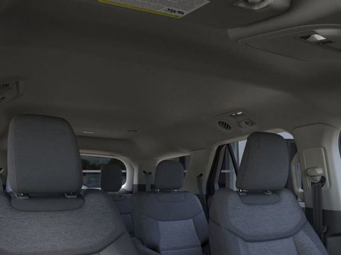 New 2026 Ford Explorer Active image 23