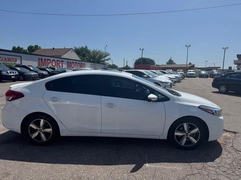 Used 2018 Kia Forte S w/ S Technology Plus Package FWD image 7