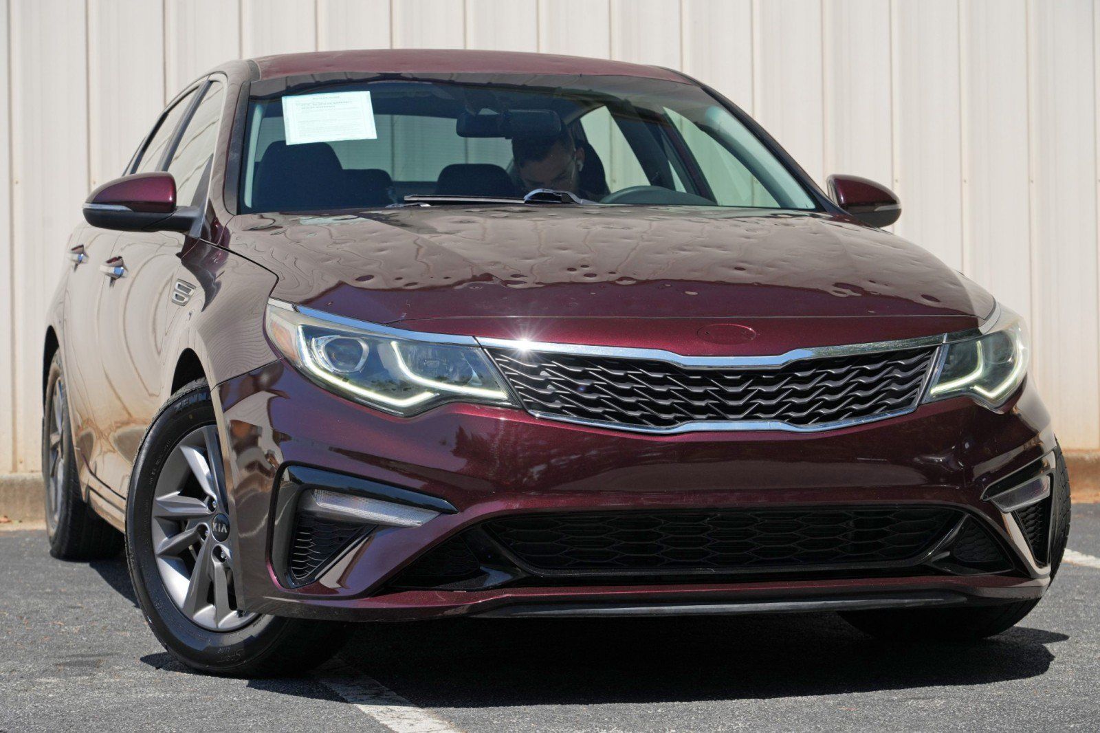 Used 2020 Kia Optima LX FWD image 2