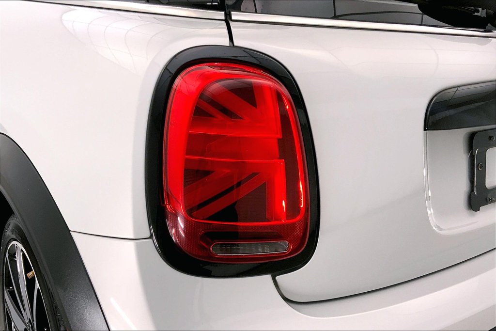 Certified 2023 MINI Cooper S FWD image 27
