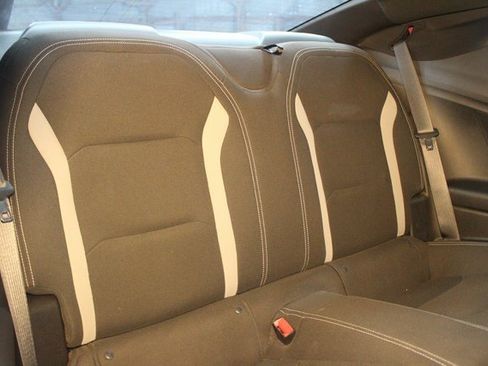 Used 2019 Chevrolet Camaro LT image 10