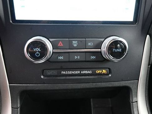 Used 2024 Ford Edge SEL AWD/4WD image 27