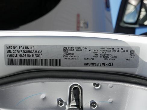 Used 2024 RAM 3500 SLT w/ Quick Order Package 2YG SLT image 23