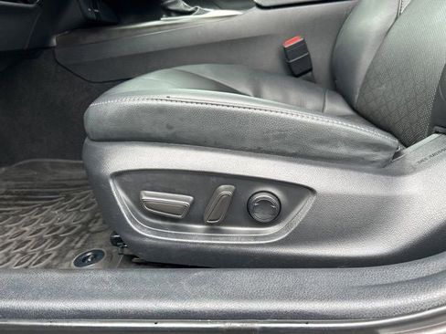 Used 2024 Toyota Camry XSE FWD image 15